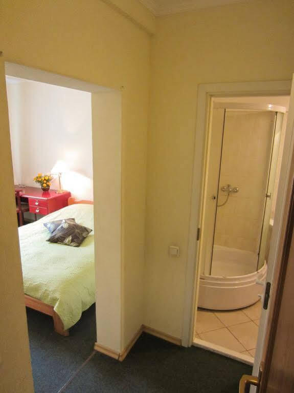 Muzeja Apartamenti Riga Exteriör bild